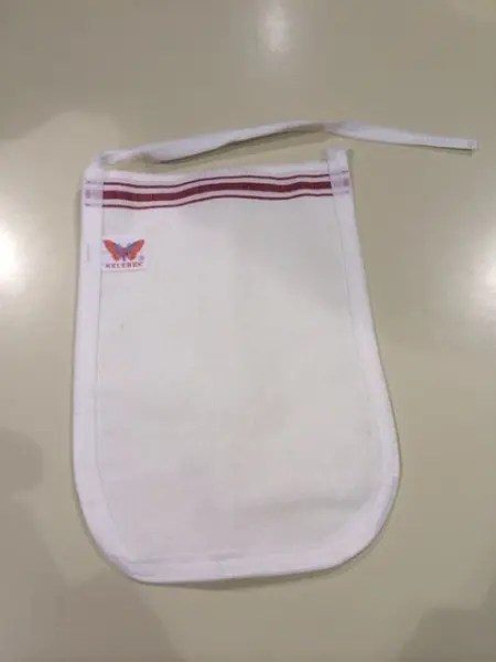 Рукавица КЕСЕ СР-1, средней жесткости для пилинга