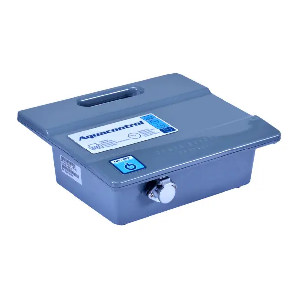 Робот пылесос для бассейна Aquabot UR300 (чистит дно, стены и линию воды)