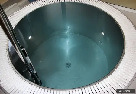 Купель круглая KUP-KRP из нержавеющей стали AISI-316L D=1,5 H=1,5 (переливная)