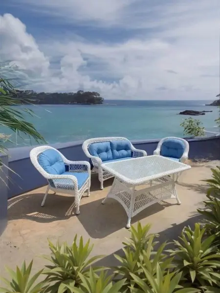 Комплект мебели из искусственного ротанга премиум класса T130-LV-520 White- диван, стол и 2 кресла, цвет белый