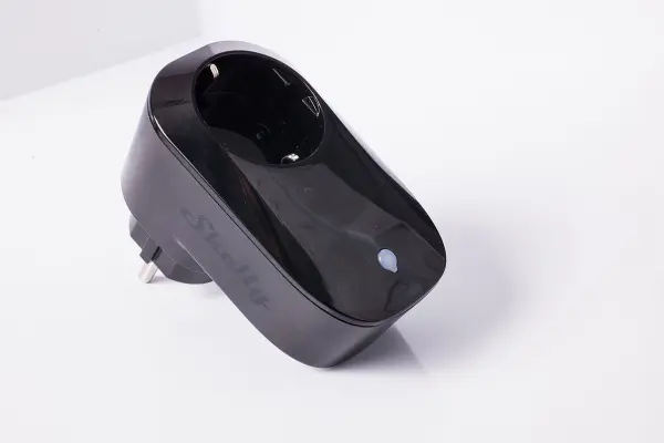 Умная wi-fi розетка Shelly Plug, c повышенной нагрузкой 